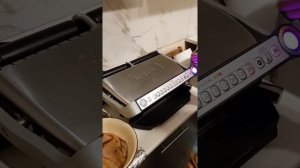 Кальмары в электрогриле Tefal.