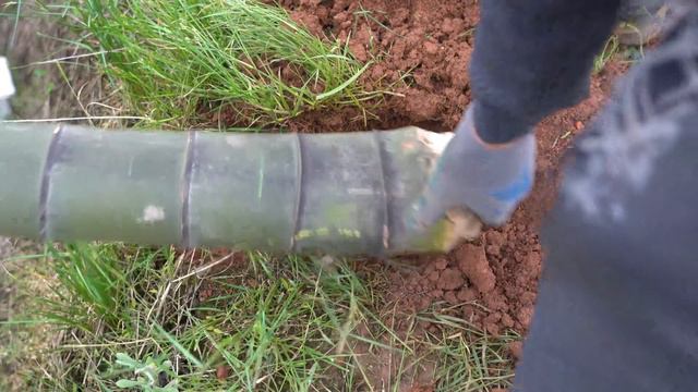 【农村四哥】农村四哥扛楠竹搭建临时厨房，下厨特色菜鲜锅兔犒劳众人，真解馋 смотреть онлайн