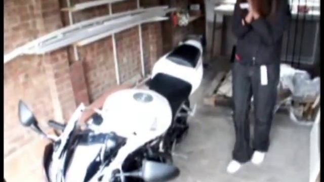 The Arrival Kelly gets her new Honda CBR 600 RR смотреть онлайн