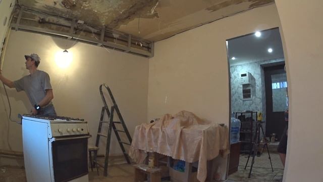 Как отбить уроввень на потолок смотреть онлайн
