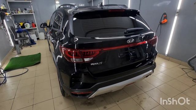Вокруг KIA Rio X-Line смотреть онлайн
