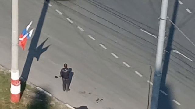 МУЖИК ПЕРЕПИЛ - ПРИШЛА БЕЛОЧКА смотреть онлайн