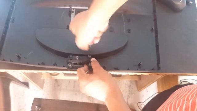 How To Remove Monitor Stand LG W1943C || LG Monitor-How To Remove Stand || How To Wall Mount Monite смотреть онлайн