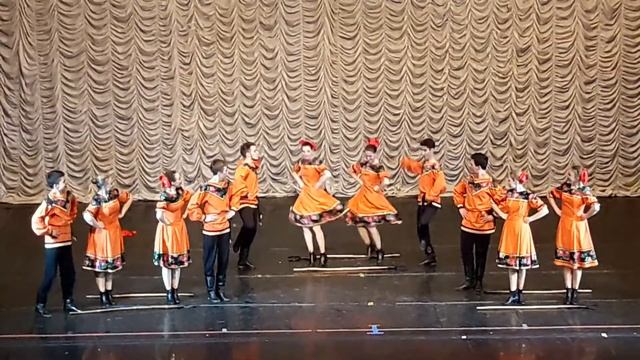 Отчетный 28.12.2019. Танец с ухватами. смотреть онлайн