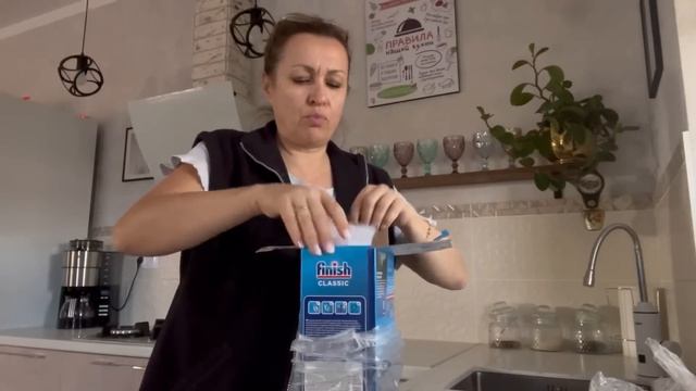 ВСПОМНИМ РОДНУЮ ГЕРМАНИЮ / ПРИБОЛЕЛИ / МАНИКЮР смотреть онлайн