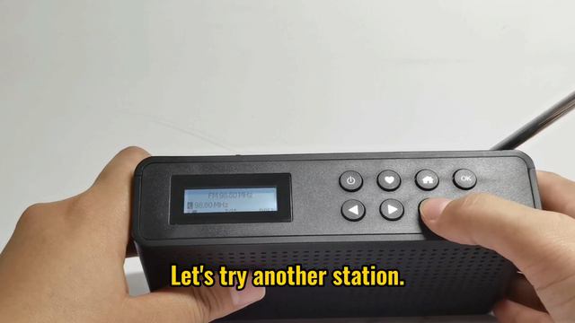 Operations of FM radio with your Ocean Digital WR26 Manually tuning FM station and save as favorite смотреть онлайн