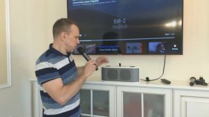 Караоке колонка для дома, два караоке микрофона, Эффекты Hall, Блютуз, USB, Aux, всё включено