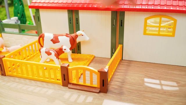 Farm Building for Animals | Toy Farm World Ep3 смотреть онлайн