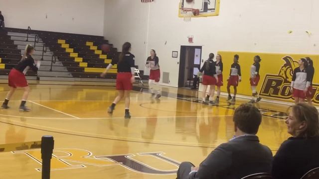 Montclair Women's Team Warming Up смотреть онлайн