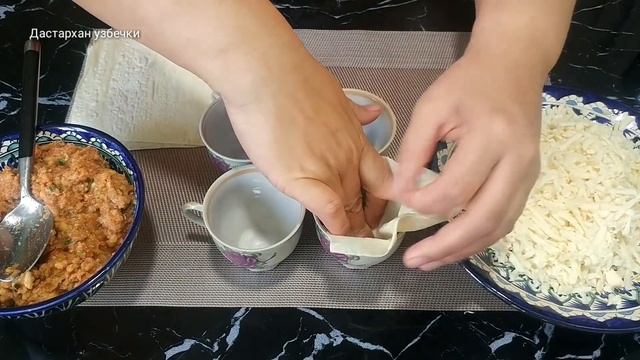 Попробовав раз это турецкое блюдо вы будете готовить его всегда! БУРЕК В ЧАШКАХ / Fincan Börek смотреть онлайн