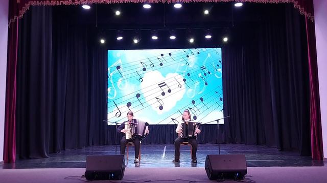 Макеева Ульяна, Камалова Ясмина «Швейцарский танец» (баян ДШИ) смотреть онлайн