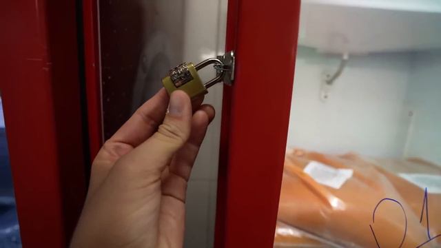 PASSANDO A NOITE NO CINEMA, SEM SER VISTO POR NINGUÉM! смотреть онлайн