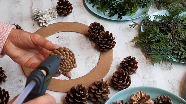 НОВОГОДНИЙ ДЕКОР СВОИМИ РУКАМИ! !Рождественский венок.Новогоднее украшение. СТИХиЯ. смотреть онлайн