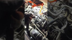 Фольксваген Тигуан 2.0 дизель.замена свечей накаливания