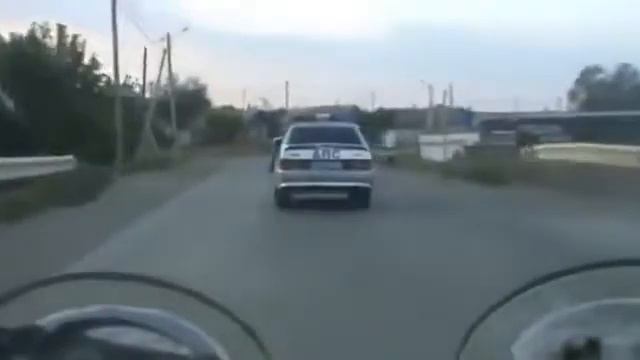 Погоня за угонщиком смотреть онлайн