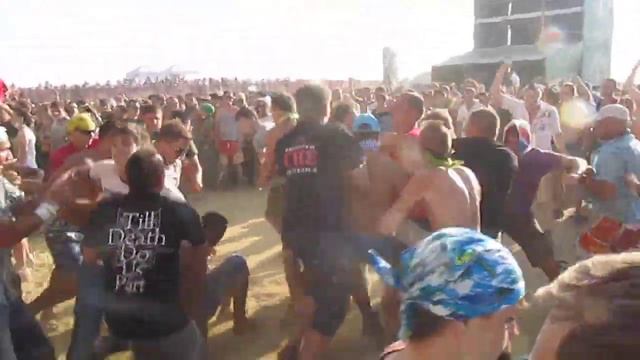 План Ломоносова - Козырь @ Kubana 2013 смотреть онлайн