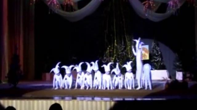 Новогодние Зайчики!.wmv смотреть онлайн