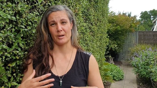 What can I expect at a Bring The SASS class? смотреть онлайн