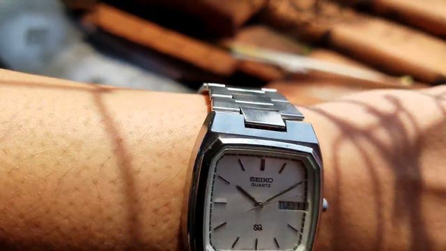 Vintage Quartz Seiko SQ смотреть онлайн