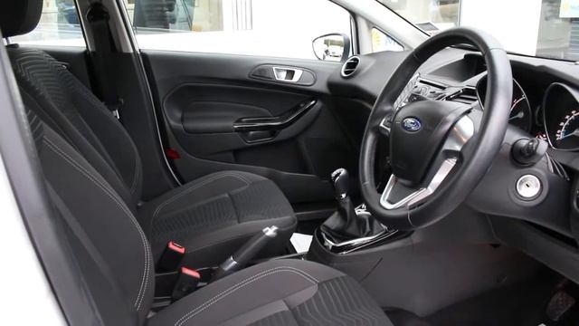 Ford FIESTA 5 Door 1.0 Zetec In Frozen White