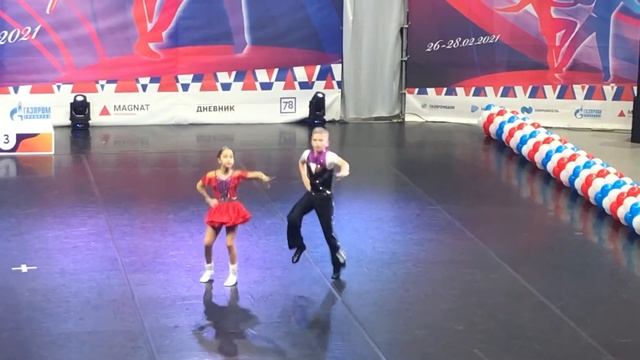 Акробатический рок-н-ролл Дмитрий Сычев и Жасмин Сингх смотреть онлайн