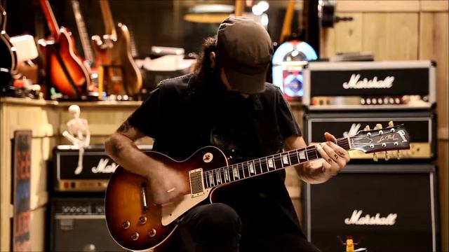 Gibson Custom Shop 1958 Reissue Les Paul R8 Chambered Demo смотреть онлайн
