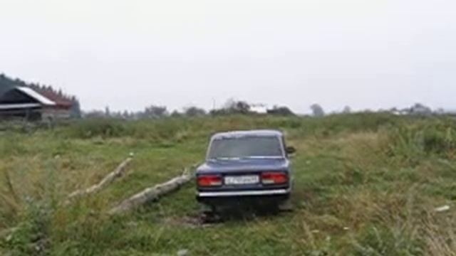 У реки Уфа собираем камни для бани-2005 г. видео Нусратуллина Ф.Г.