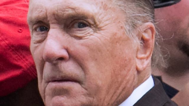 GODFATHER: CHO'QINTIRGAN OTA: Крёстный отец: Evolutsiyasi смотреть онлайн