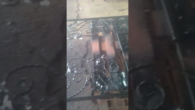 Покраска оградки. смотреть онлайн
