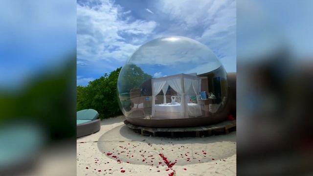 Would You Spend The Night here?? Finolhu Beach Bubble смотреть онлайн