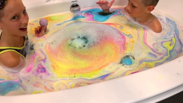 BATH BOMB CHALLENGE!