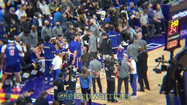 ? Klay points at ref after non-call and more views from Warriors bench vs Nuggets смотреть онлайн