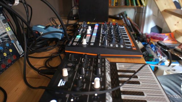 Jam1 смотреть онлайн