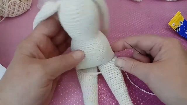 Как связать Куклу крючком, Часть 4, сборка смотреть онлайн