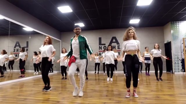 ZUMBA FITNESS MICHAEL MAHMUT - @LANOCHE AKADEMİ смотреть онлайн