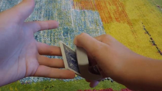 Обучение тасовке с игральными картами riffle shuffle. Тасовка врезкой. Обучение. смотреть онлайн