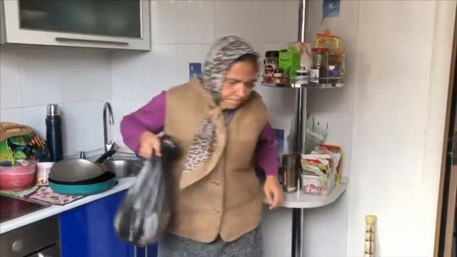 Бабуля и "Без дела сидеть нельзя"/НОВЫЕ ВАЙНЫ Lolo_Antik смотреть онлайн