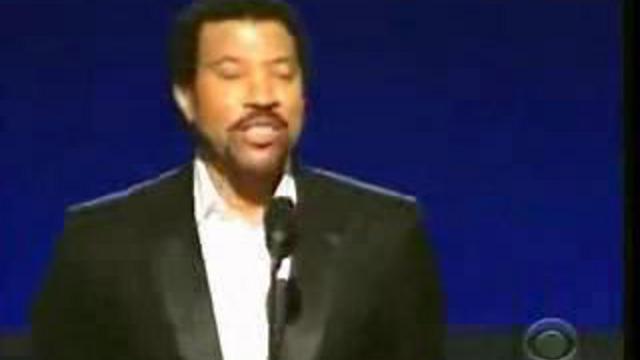 Grammy 2010. Earth Song