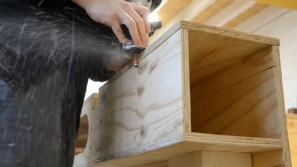 Builing a Work Bench With Integrated Table Saw (DeWalt DWE7492)