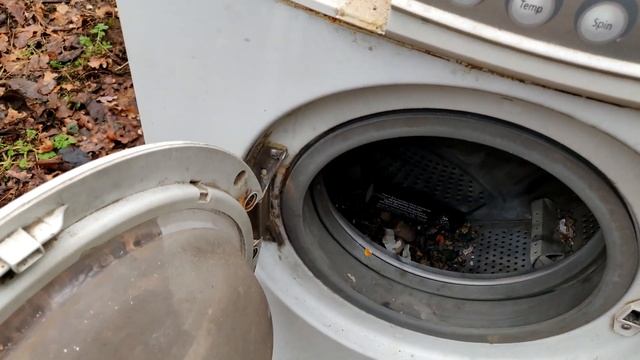 ✅?БАБАХНУЛ БАБУШКИНУ СТИРАЛКУ ОГРОМНЫМИ ПЕТАРДАМИ И САЛЮТАМИ???БОЛЬШИЕ ПЕТАРДЫ Vs СТИРАЛЬНАЯ МАШИНА