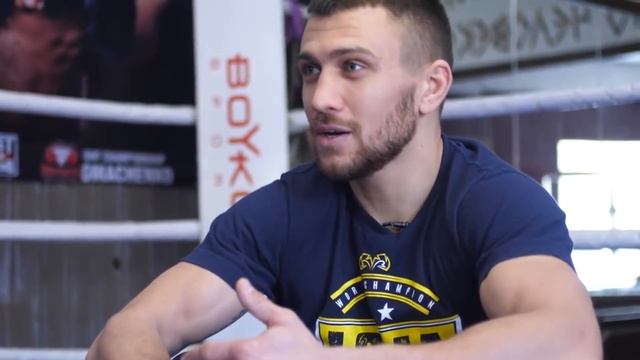 ВАСИЛИЙ ЛОМАЧЕНКО НАМЕРЕН ОБЪЕДИНИТЬ ПОЯСА В ЛЁГКОМ ВЕСЕ! смотреть онлайн