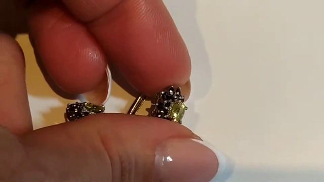 Серьги с 1.12ct сфеном (титанитом) и гранатами, лампы смотреть онлайн