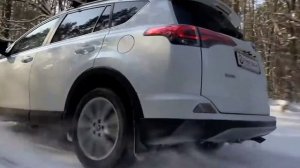 Проблемы и недостатки,слабые места,плюсы и минусы Toyota RAV4 4 поколения,стоит ли покупать.