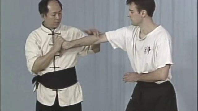 #35 дожим кисти #Tai-Chi Ch'uan (Martial Art) #armlock Techniques уроки тай чи Болевые приемы