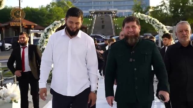 Кадыров на свадьбе Хамзата Чимаева в Чечне! смотреть онлайн