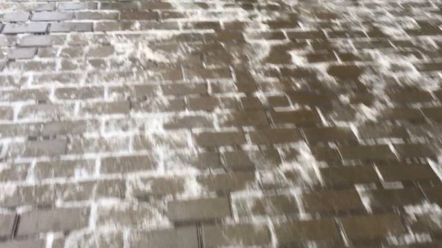 НЕНАДЛЕЖАЩЕЕ ВЫПОЛНЕНИЕ РАБОТЫ ДВОРНИКОВ. ДОМ 44 ПО УЛ. ОКТЯБРЯ, Г. РЕУТОВ 12.02.2020 время 11:40 смотреть онлайн