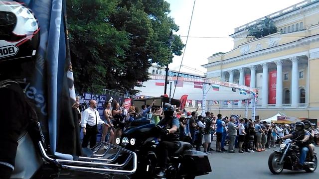 Кусочек HARLEY DAYS 2018 СПБ. Завершение смотреть онлайн
