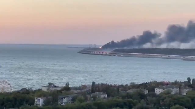 Горит Крымский мост 08.10.2022 смотреть онлайн