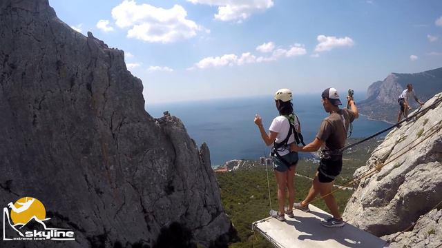 Даша Ильяс-Кая роупджампинг в Крыму с командой Скайлайн смотреть онлайн