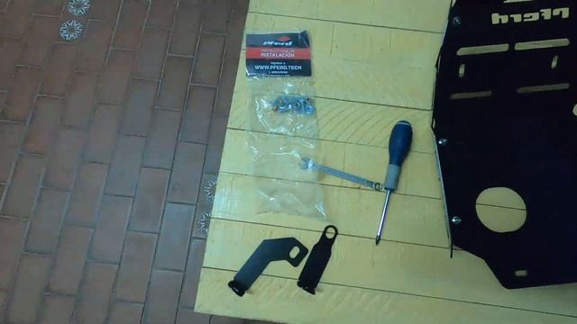 Cubrecarter para la Honda CB 250 new twister! смотреть онлайн